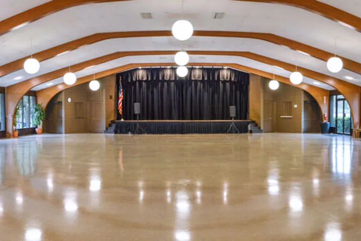 West Wing with Stage